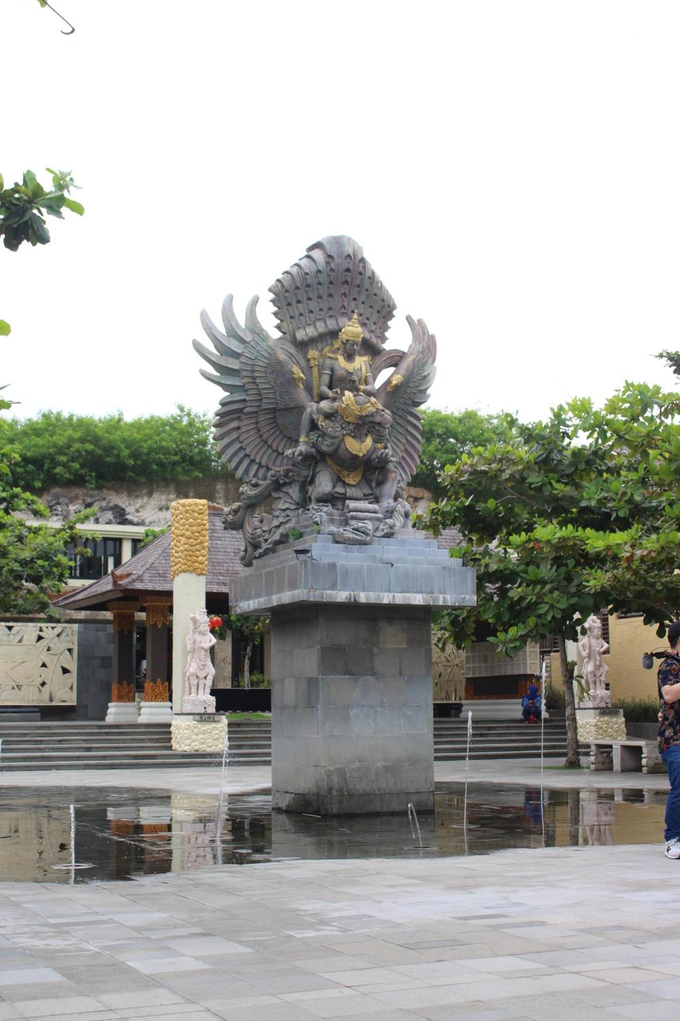 基拉纳昂格桑别墅 金巴兰 外观 照片